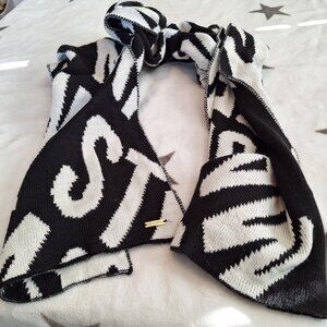 STEVE MADDEN Black & White‎ Reversible Emo Edgy Y2K  Logo Knit Soft Scarf 72"